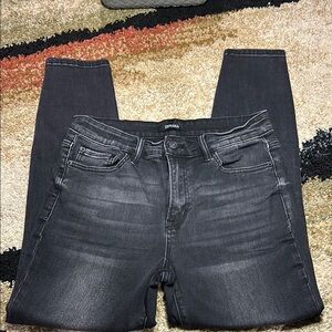 Zenana Black Distressed Skinny Jeans Women 30 never worn NWOT